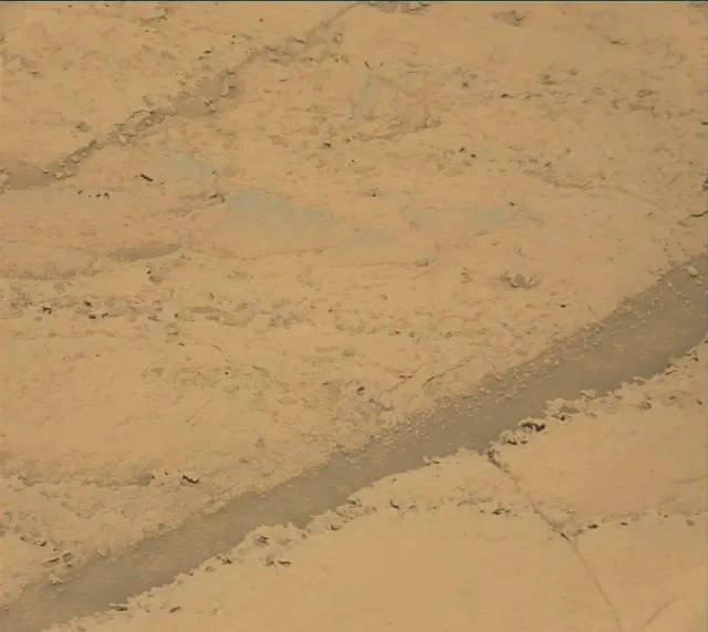 Sol 4094: Mast Camera (Mastcam)