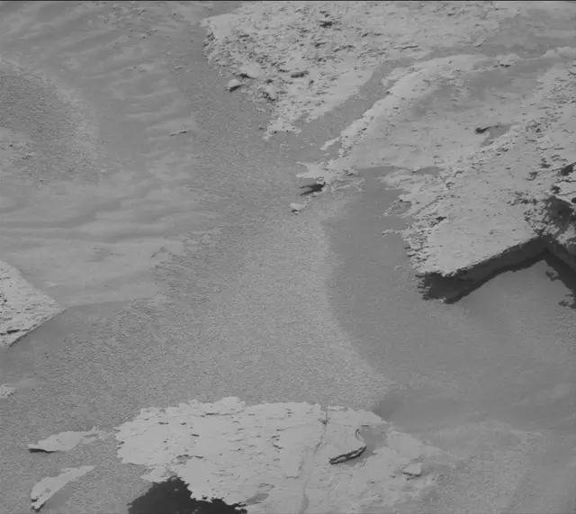 Sol 4096: Mast Camera (Mastcam)