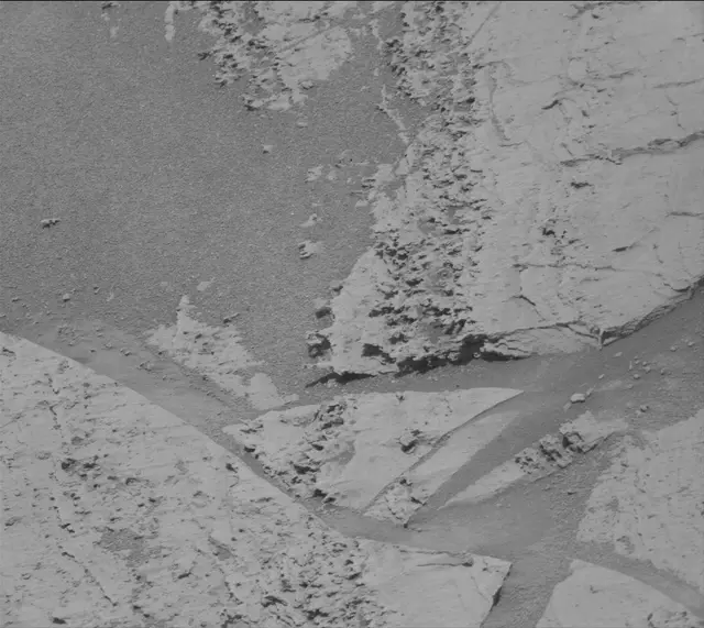 Sol 4096: Mast Camera (Mastcam)
