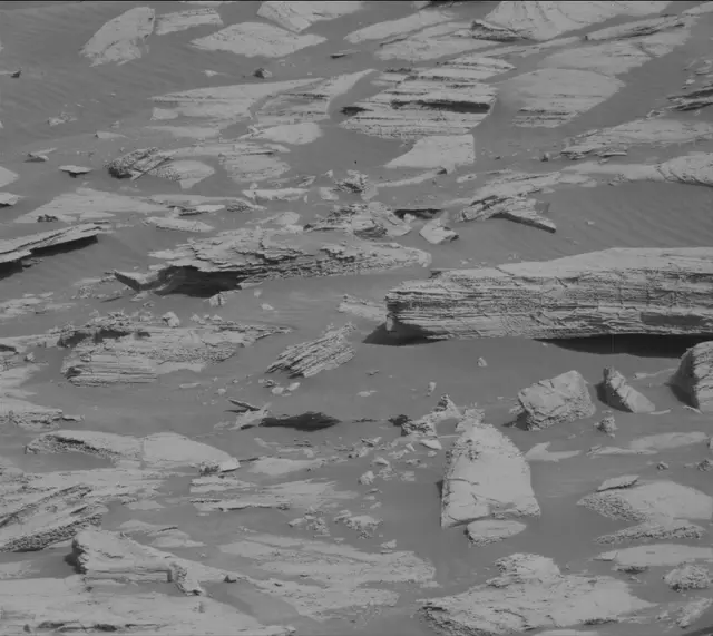 Sol 4098: Mast Camera (Mastcam)