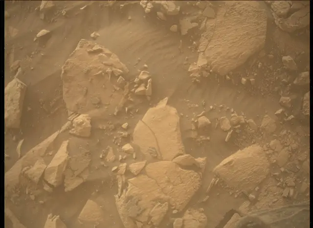Sol 4098: Mars Descent Imager (MARDI)