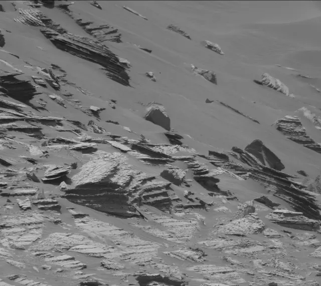 Sol 4100: Mast Camera (Mastcam)
