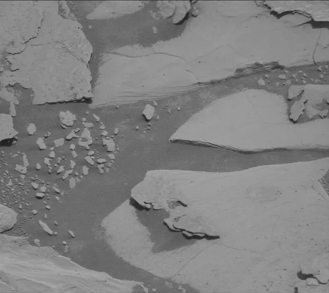 Sol 4102: Mast Camera (Mastcam)