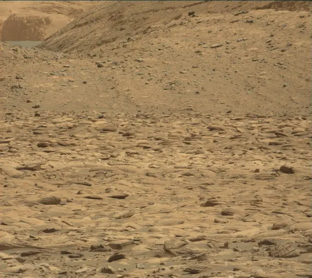 Sol 4102: Mast Camera (Mastcam)