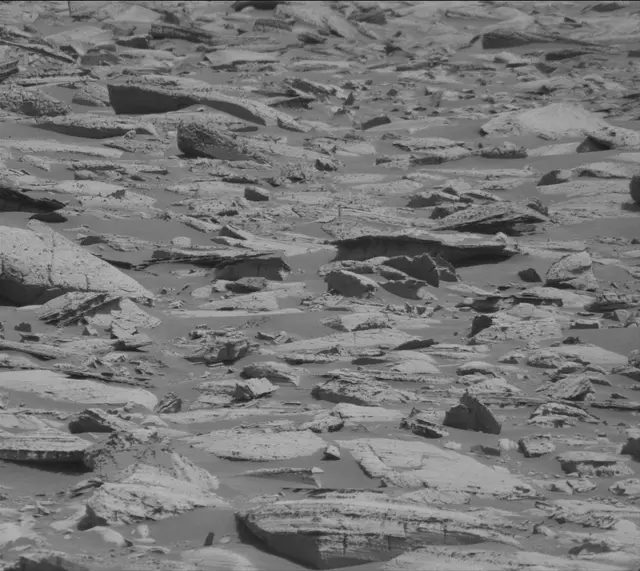 Sol 4102: Mast Camera (Mastcam)