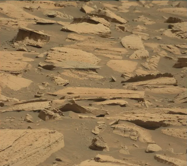 Sol 4102: Mast Camera (Mastcam)