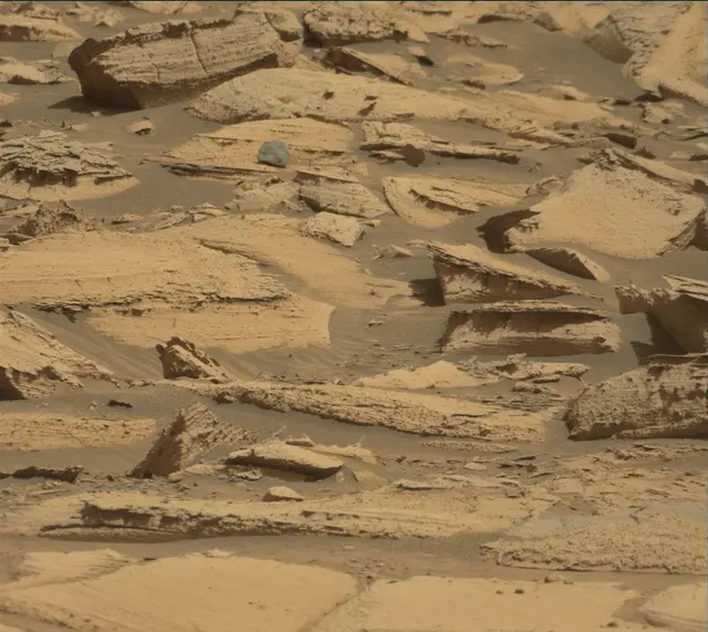 Sol 4102: Mast Camera (Mastcam)