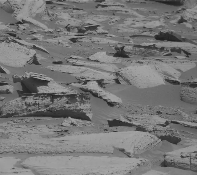 Sol 4102: Mast Camera (Mastcam)