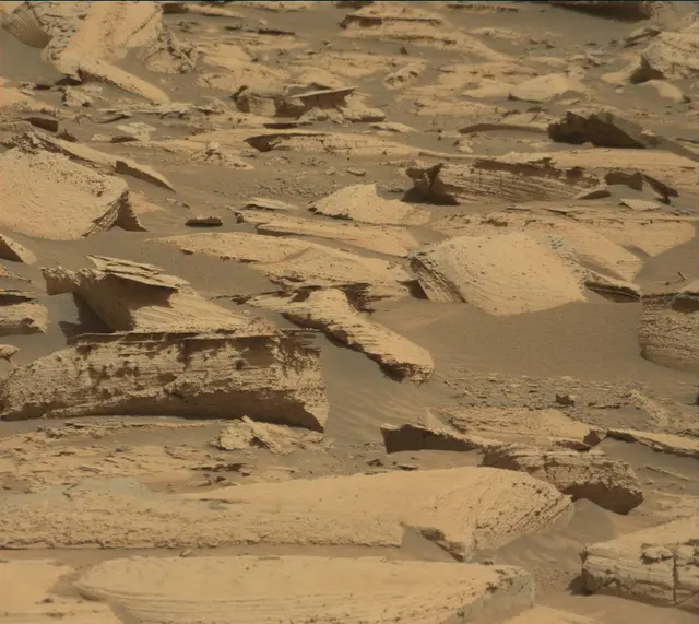 Sol 4102: Mast Camera (Mastcam)