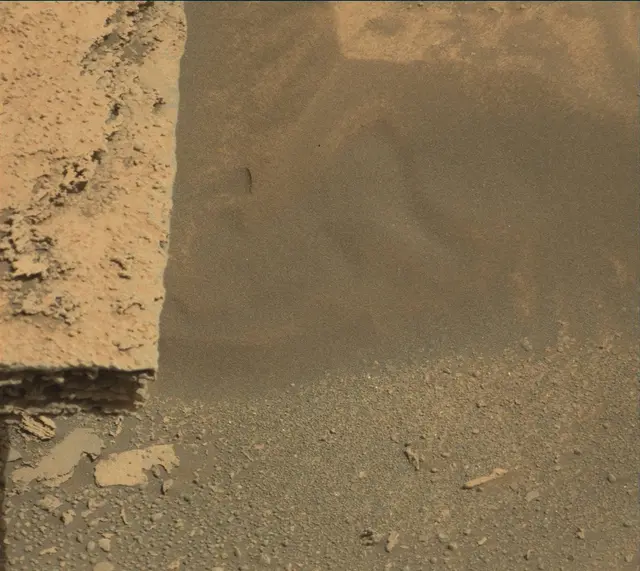 Sol 4102: Mast Camera (Mastcam)