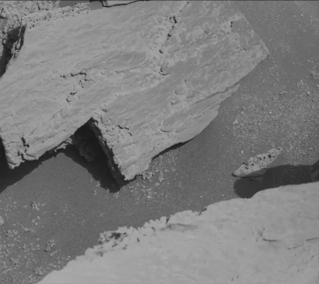 Sol 4102: Mast Camera (Mastcam)