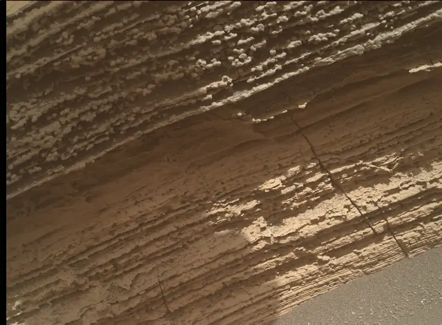 Sol 4105: Mars Hand Lens Imager (MAHLI)