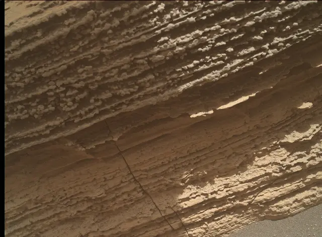 Sol 4105: Mars Hand Lens Imager (MAHLI)