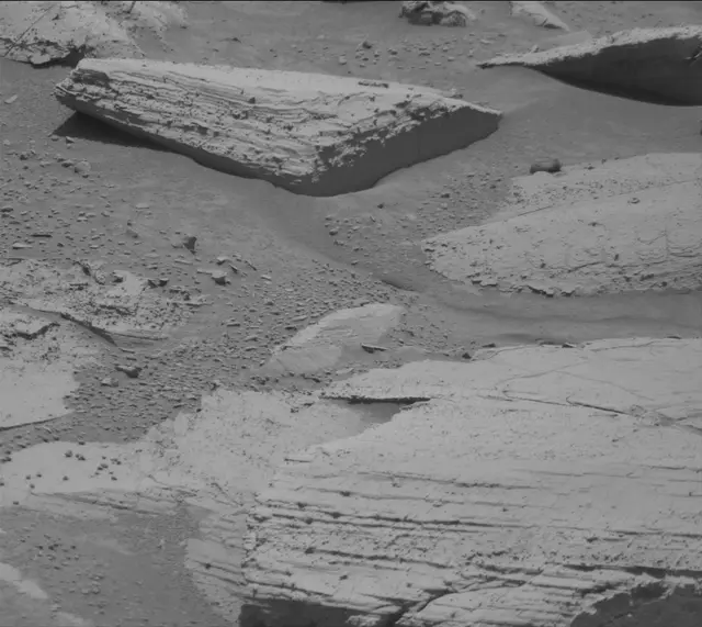 Sol 4107: Mast Camera (Mastcam)