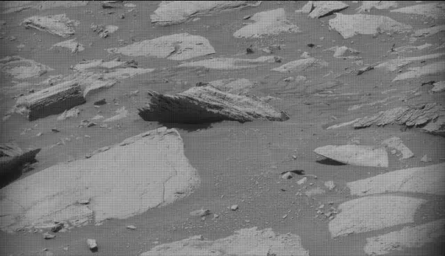 Sol 4112: Mast Camera (Mastcam)