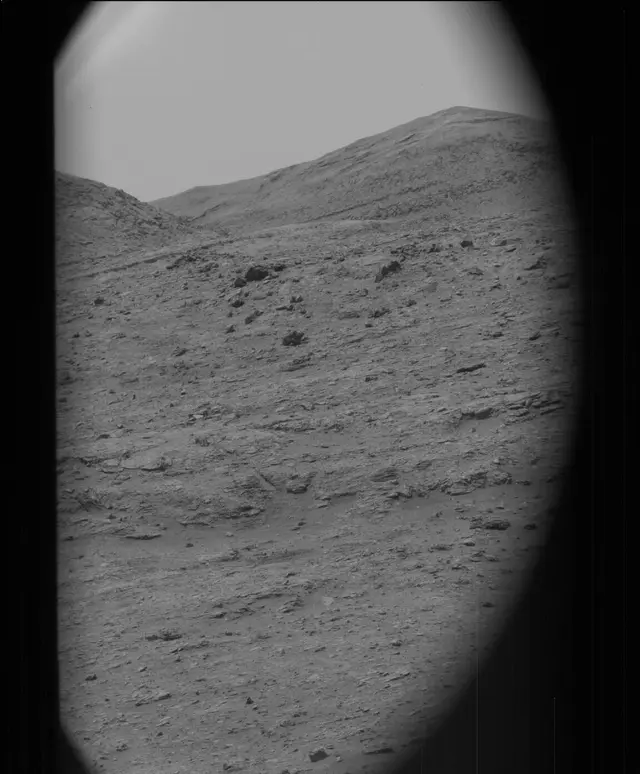 Sol 4112: Mast Camera (Mastcam)