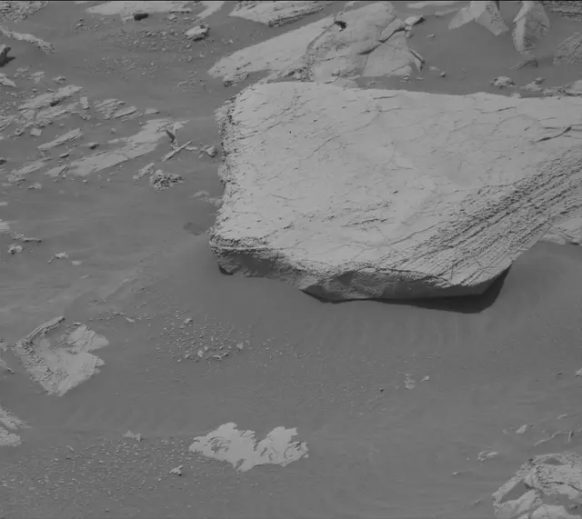 Sol 4112: Mast Camera (Mastcam)