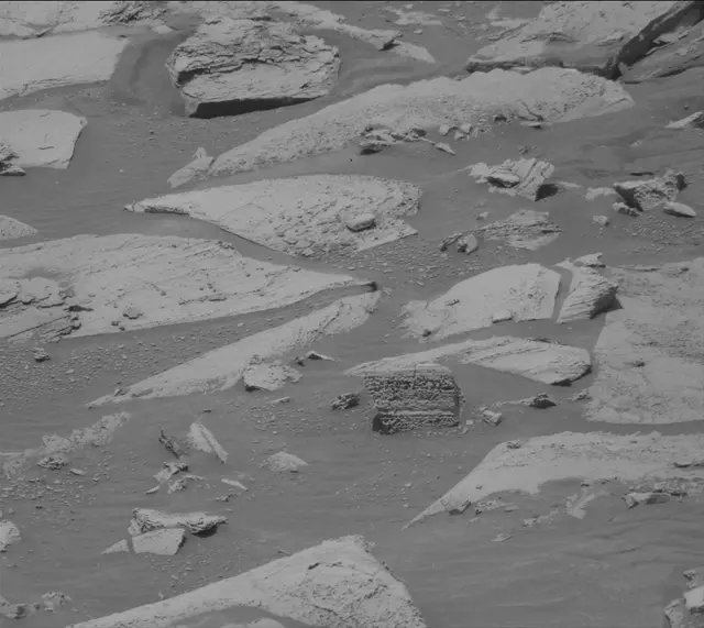 Sol 4112: Mast Camera (Mastcam)