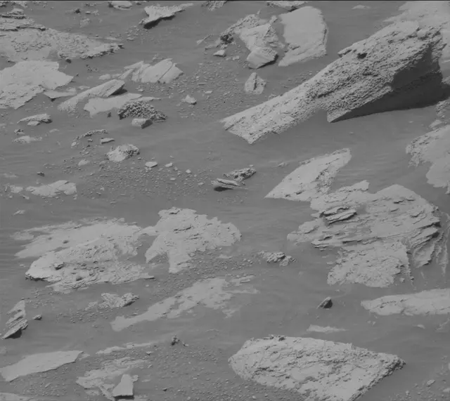 Sol 4112: Mast Camera (Mastcam)