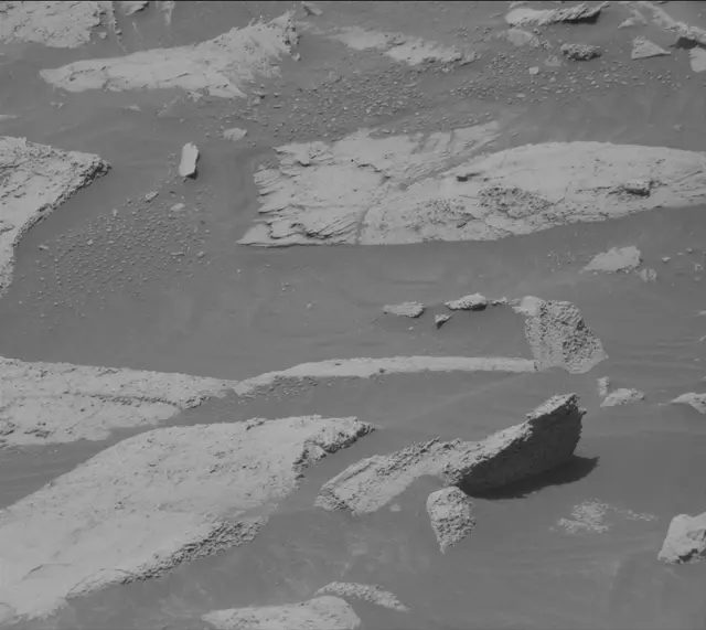 Sol 4112: Mast Camera (Mastcam)