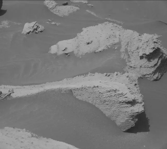 Sol 4112: Mast Camera (Mastcam)