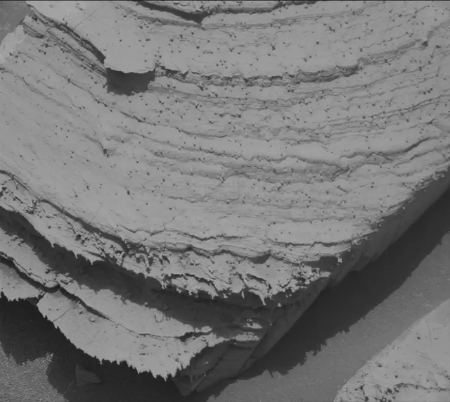 Sol 4113: Mast Camera (Mastcam)