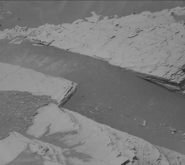 Sol 4116: Mast Camera (Mastcam)