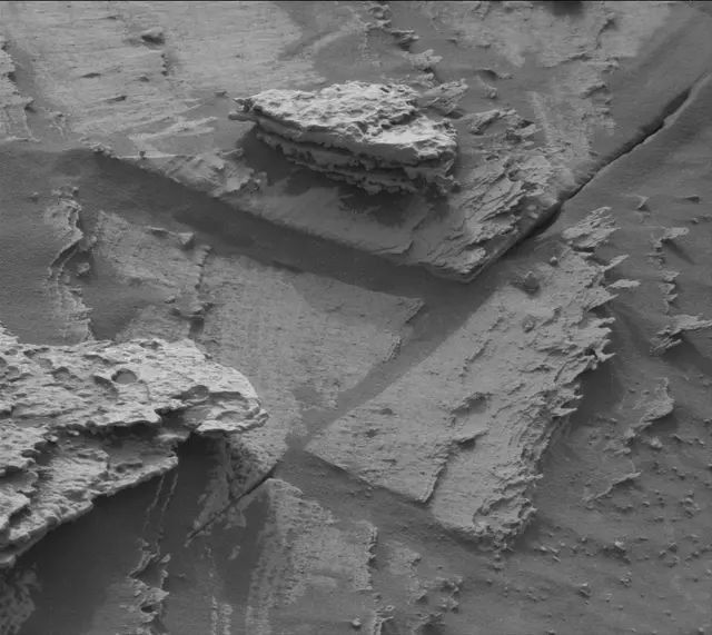 Sol 4116: Mast Camera (Mastcam)