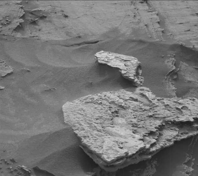 Sol 4116: Mast Camera (Mastcam)