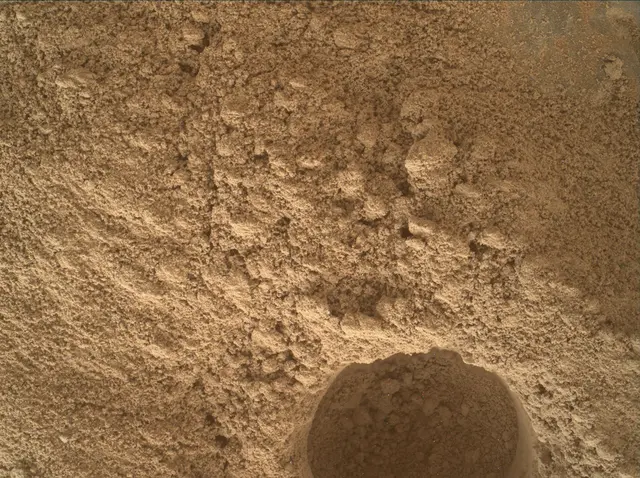 Sol 4116: Mars Hand Lens Imager (MAHLI)