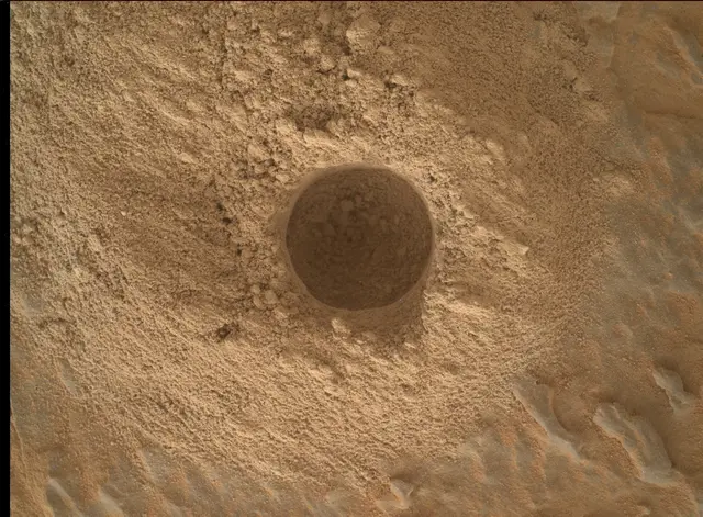 Sol 4116: Mars Hand Lens Imager (MAHLI)