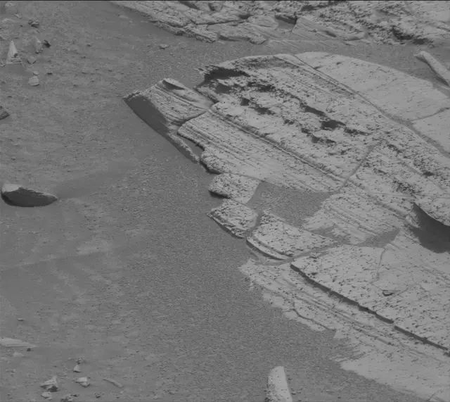 Sol 4117: Mast Camera (Mastcam)