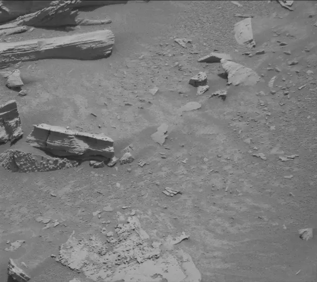Sol 4117: Mast Camera (Mastcam)