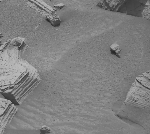 Sol 4117: Mast Camera (Mastcam)
