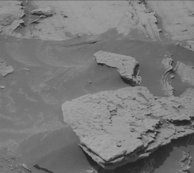 Sol 4117: Mast Camera (Mastcam)