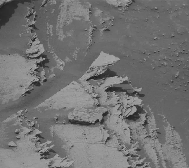 Sol 4117: Mast Camera (Mastcam)