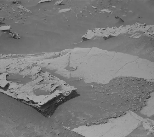 Sol 4117: Mast Camera (Mastcam)