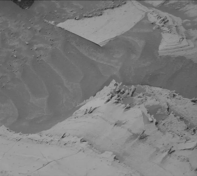 Sol 4117: Mast Camera (Mastcam)