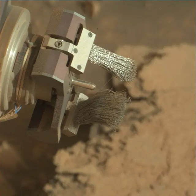 Sol 4117: Mast Camera (Mastcam)