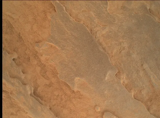 Sol 4118: Mars Hand Lens Imager (MAHLI)