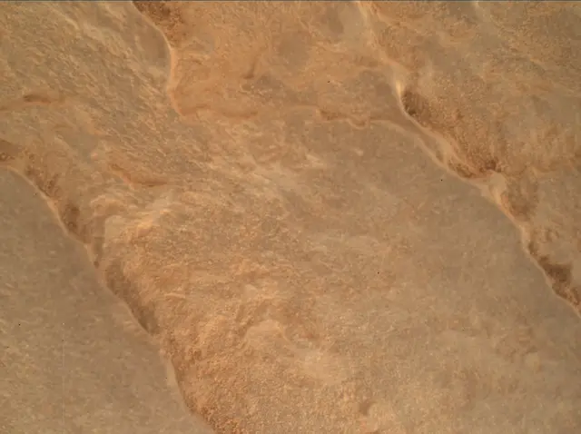 Sol 4118: Mars Hand Lens Imager (MAHLI)