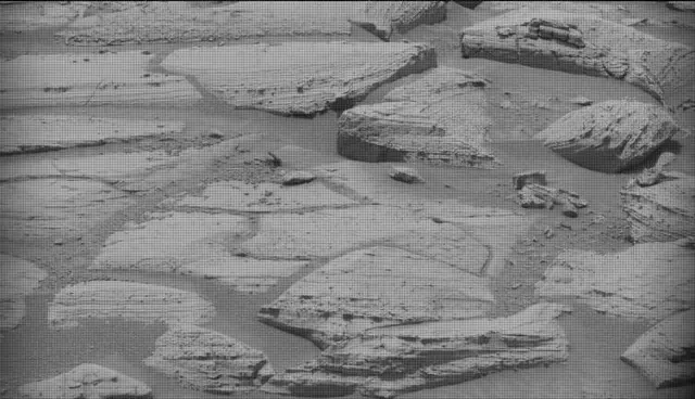 Sol 4121: Mast Camera (Mastcam)