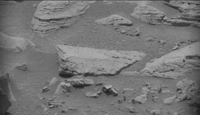 Sol 4121: Mast Camera (Mastcam)