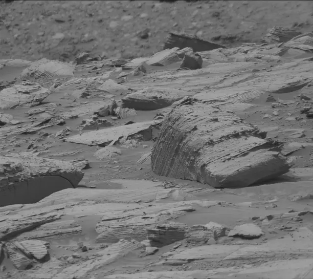 Sol 4121: Mast Camera (Mastcam)