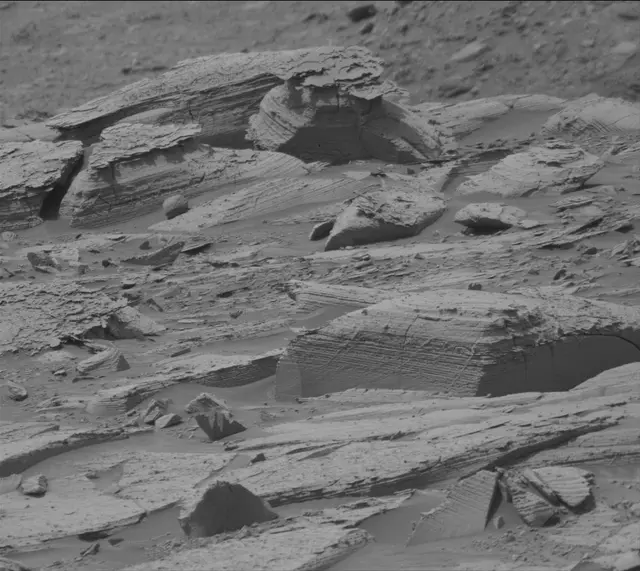 Sol 4121: Mast Camera (Mastcam)