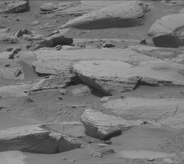 Sol 4121: Mast Camera (Mastcam)