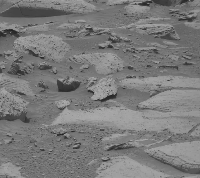 Sol 4121: Mast Camera (Mastcam)