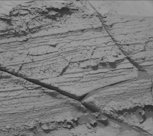 Sol 4124: Mast Camera (Mastcam)