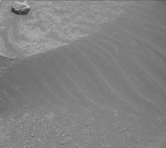 Sol 4125: Mast Camera (Mastcam)
