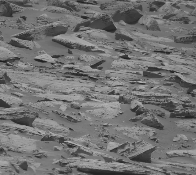 Sol 4126: Mast Camera (Mastcam)